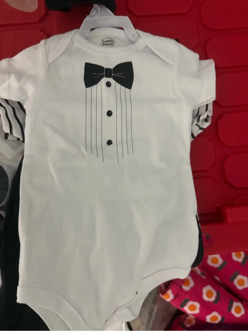 Hudson Baby  6 piece layette set nwt6-9 months